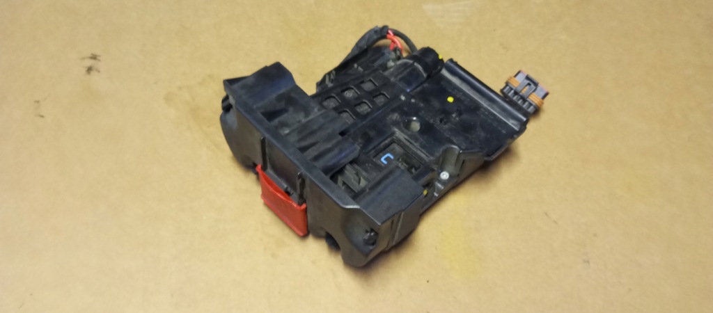 фото №1, Клемма пиротехническая plus mercedes w204