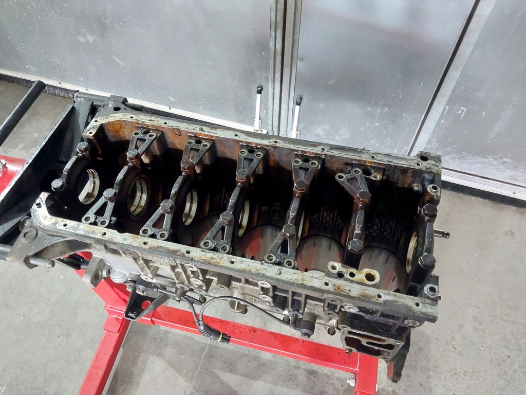 фото №6, Блок двигателя bmw e39 523i m52b25 1xvanos