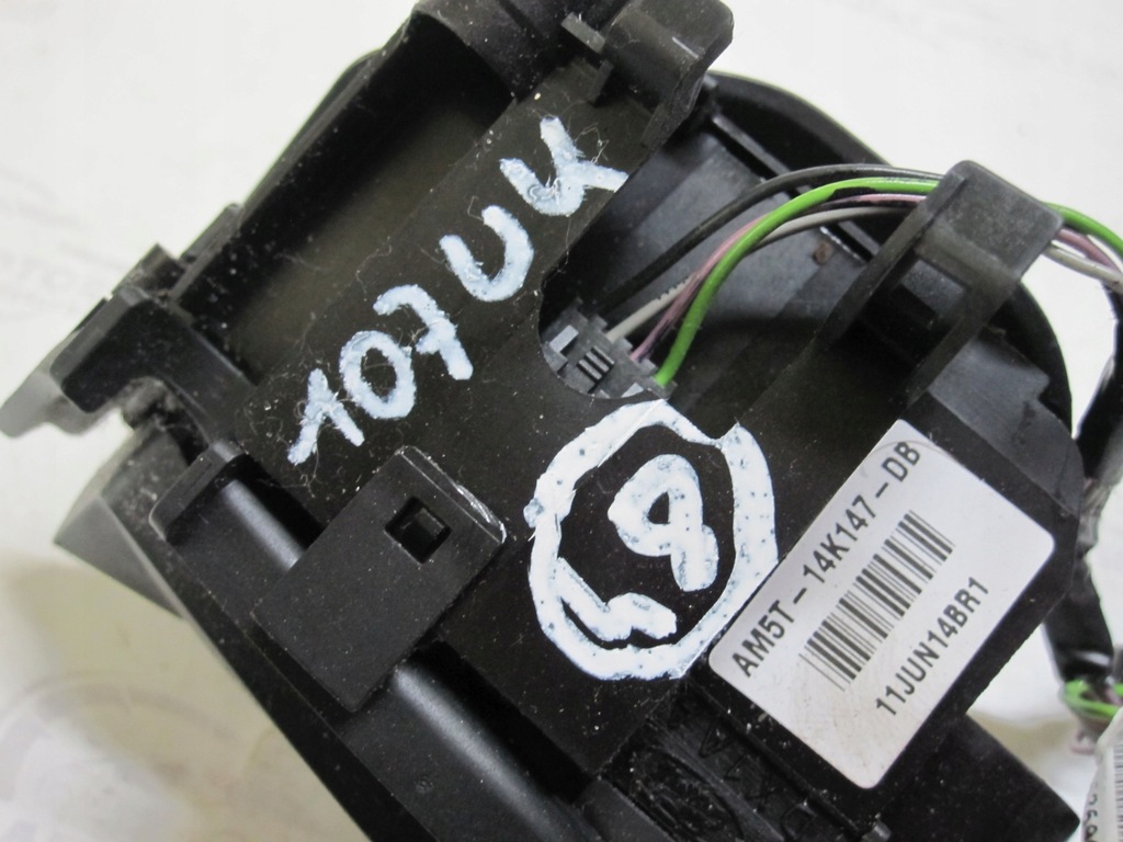 фото №10, C-max ii переключатель рулевой мультифункция am5t-14k147-db am5t-9e740-aa