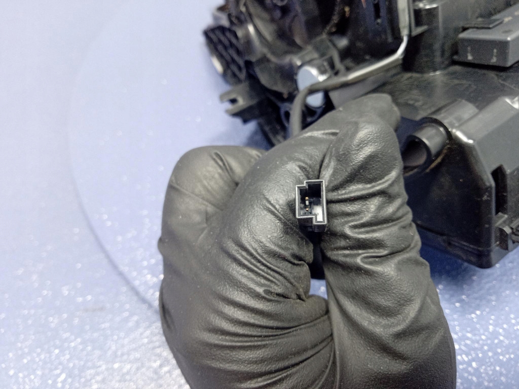 Bmw 3 g20 g21 18- бардачок попільничка рамка декоративна 6806796 Зі Шроту