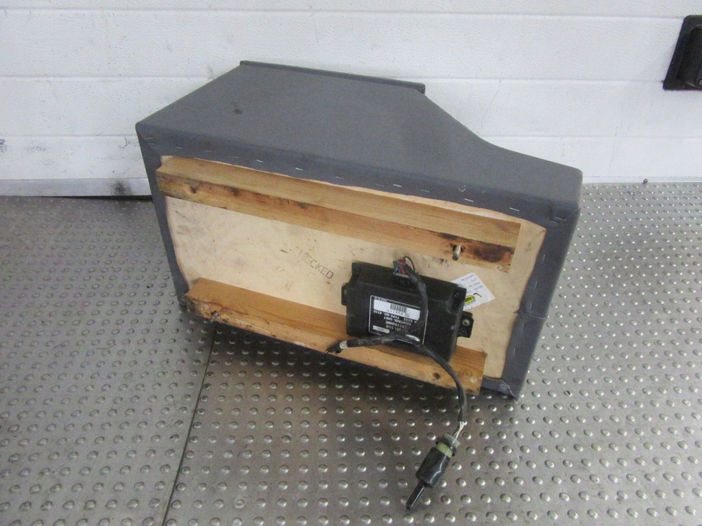 фото №5, Land rover defender 2004 подлокотник туннель средний europa