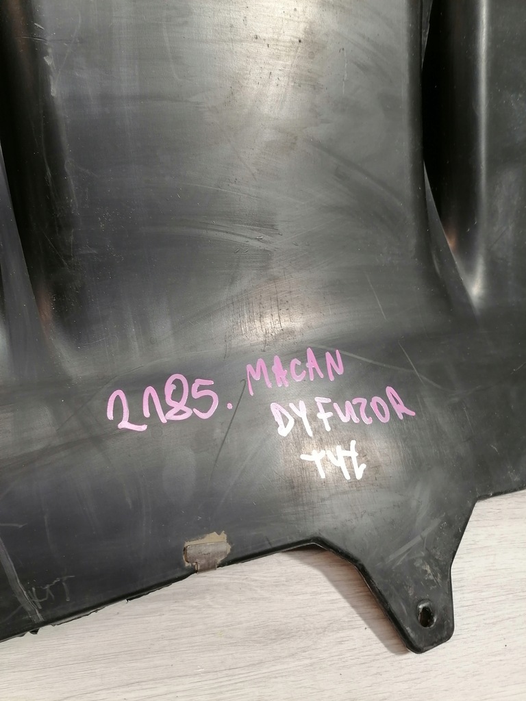 фото №13, Porsche macan диффузор бампер задняя 95b807834l