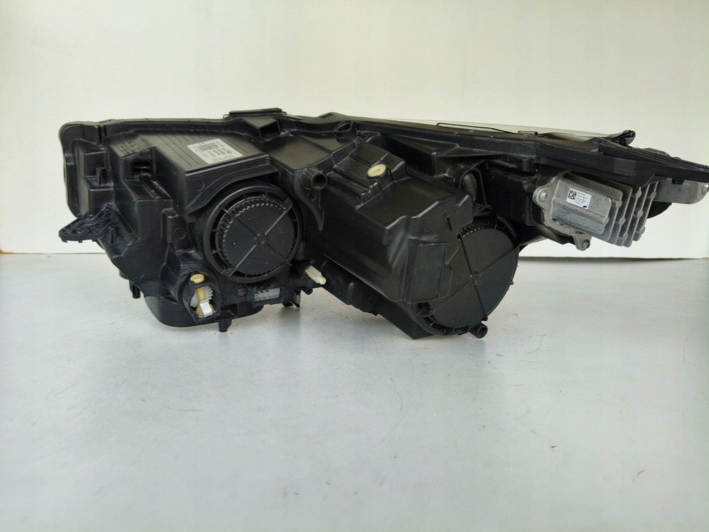 фото №5, Лампа правая фара opel crossland x 16- led