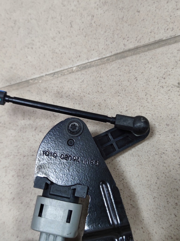 фото №11, Camaro ss zl1 задні підрамник датчик рівня підвіска 2016+