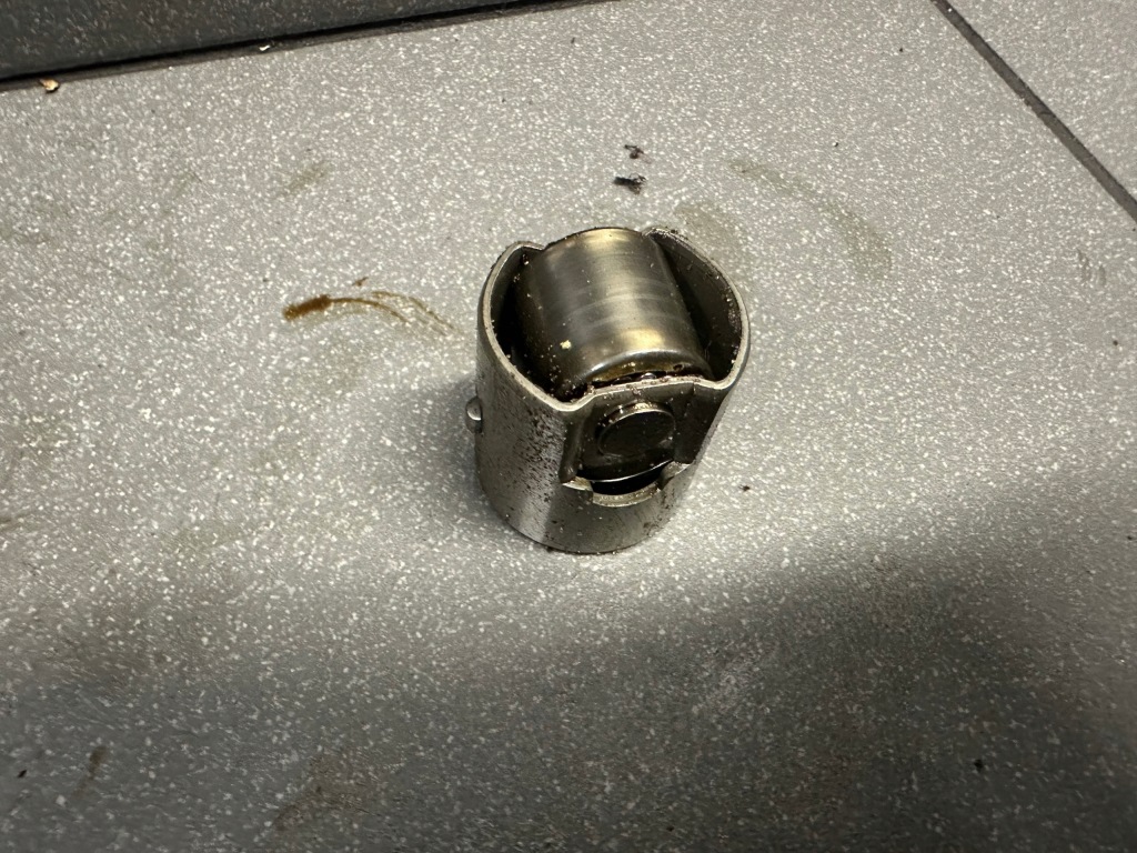 фото №11, Штовхач підніжка пружина клапанна головки bmw 3 318i g20 b48b20a 46tyś km