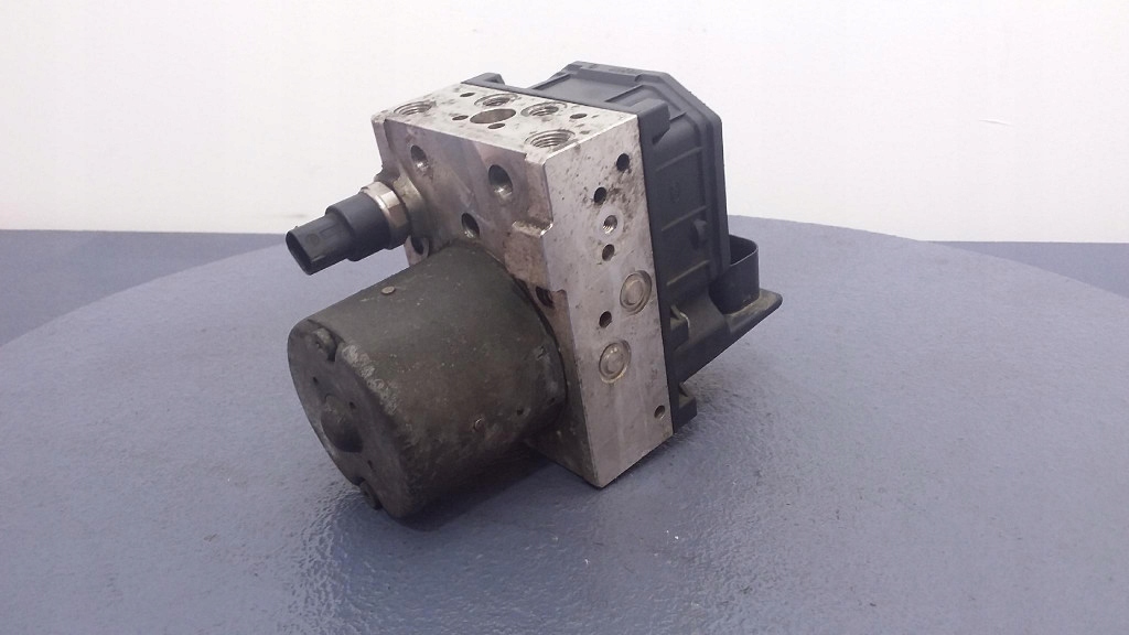 Alfa romeo gt 937 2.0 b jts насос abs 0265225268 51721792 Оригінал