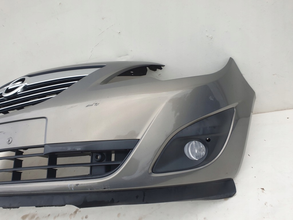 Opel meriva b 10-14 бампер перед передний хром 13267699 z40w Киев