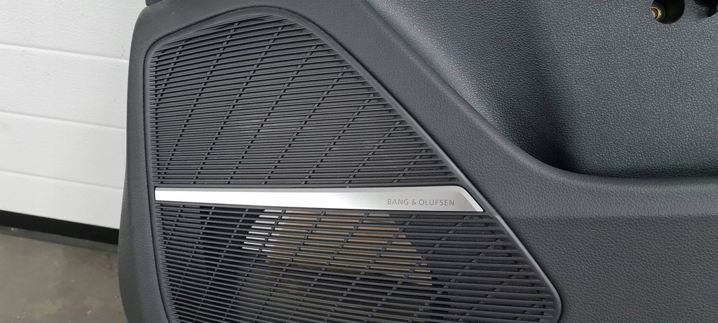 фото №9, Sq8 4m rsq8 q8 обшивка обивка дверь правый задняя alcantara 24r 4m8867306c