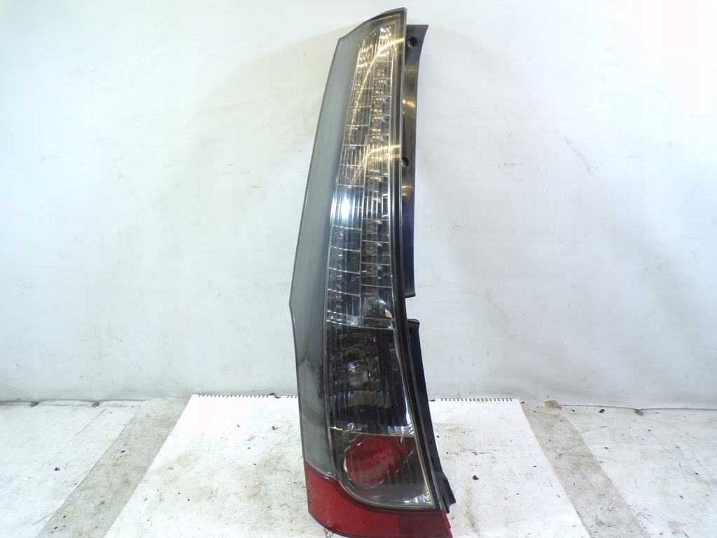 фото №1, Лампа задня задня ліва mitsubishi grandis 1