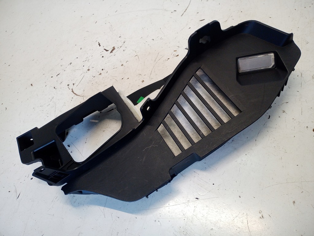 фото №1, Левая защита багажника citroen ds5