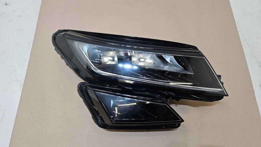 фото №10, Лампа перед передняя правая skoda kodiaq full led 566941016h