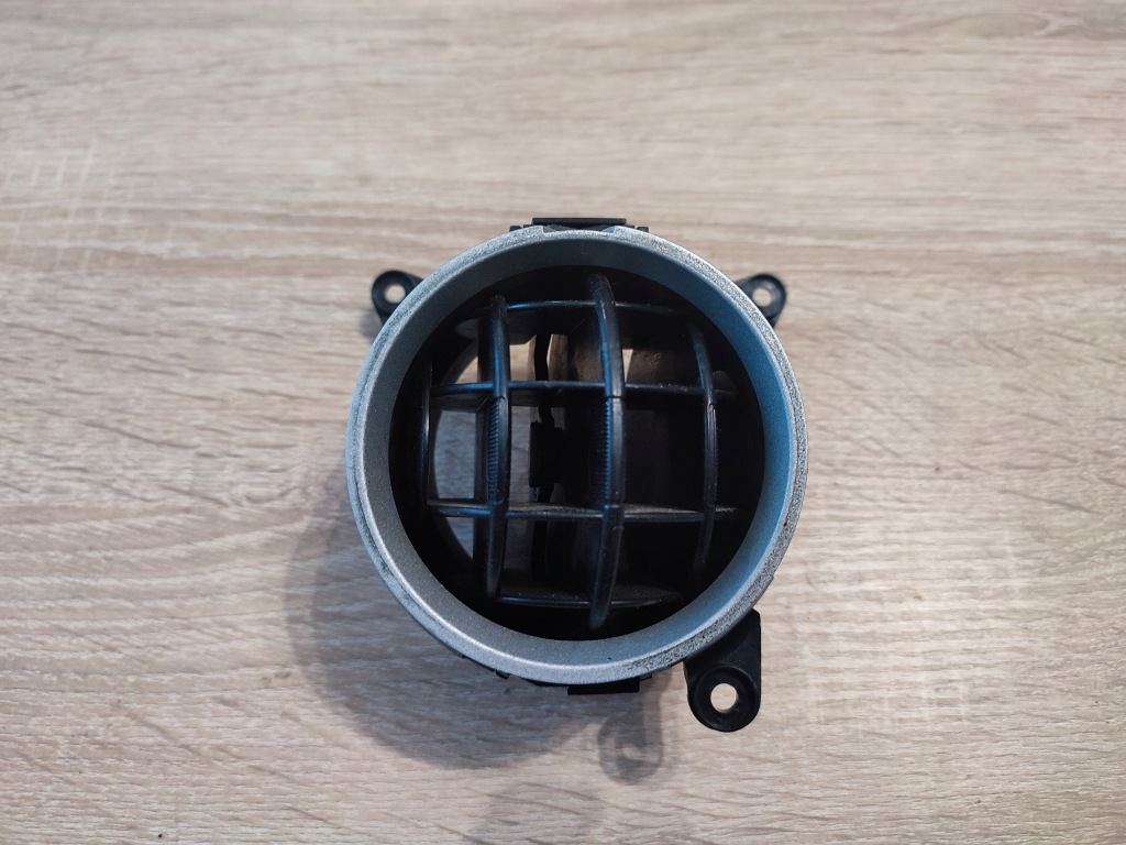 фото №1, Решётка обдув панели fiesta mk6 2s6h-a018b09-aew