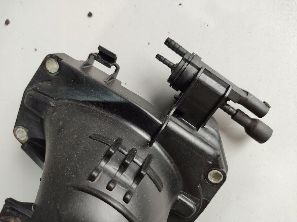 фото №4, Jeep compass 2.2d 13r- впуск трубка воздуха