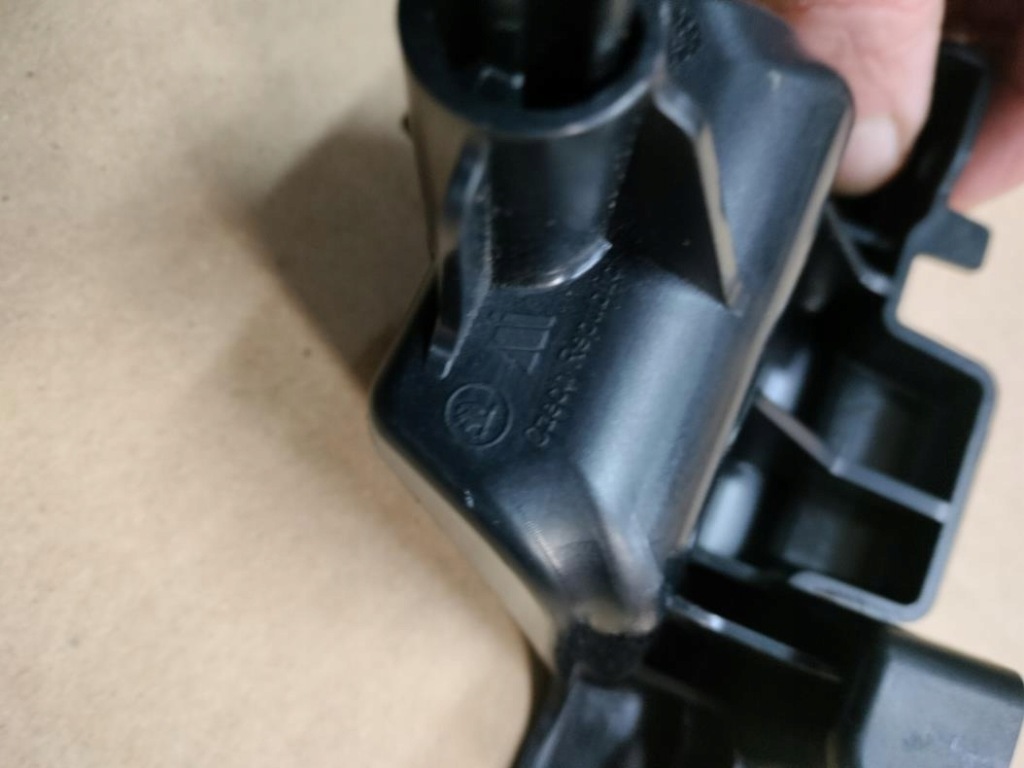 фото №5, Кронштейн решітка решітка skoda scala 8119065 оригінал