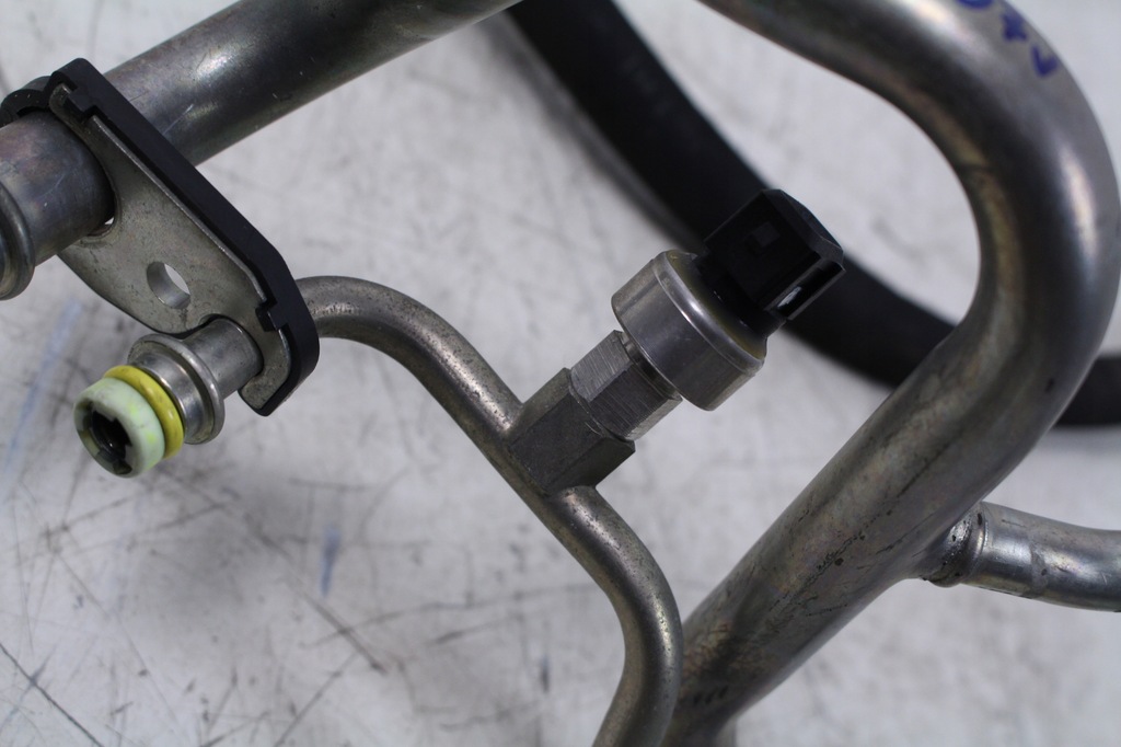 фото №5, Шланг кондиционера volvo xc70 07r. 2.4d5