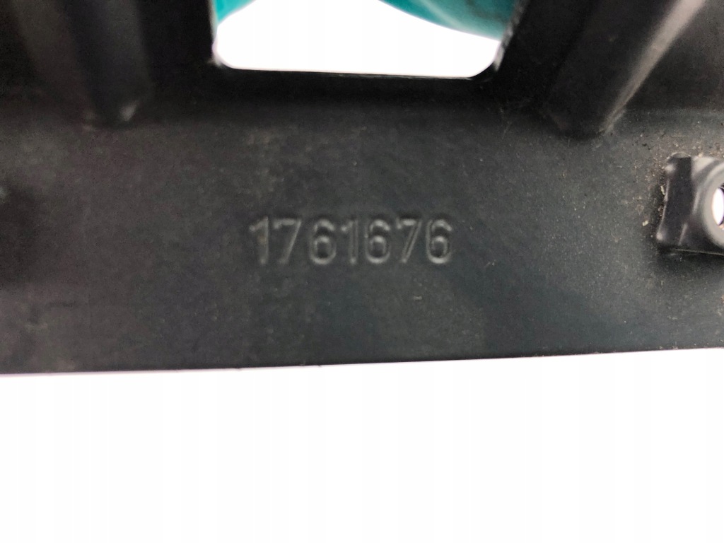 фото №3, Scania r петли дверца крышки бардачка 1761676