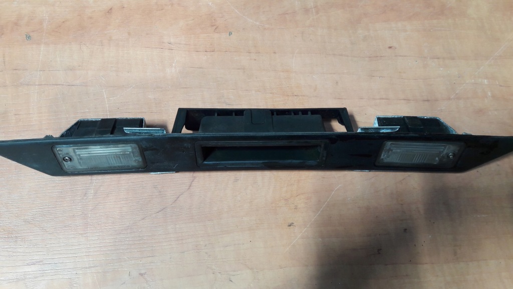 фото №1, Audi a6 c6 sedan ручка кришки багажника