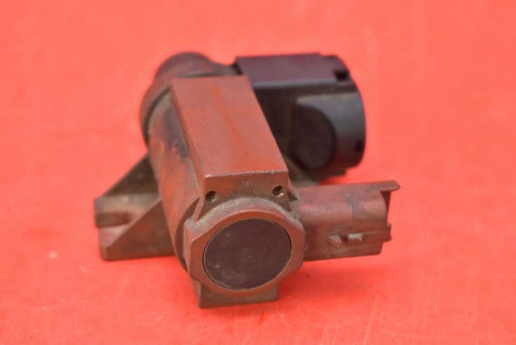 Клапан вакуумa 9654282880 citroen c5 1 1 2.0 hdi 136 km рестайлинг  04-08 в Украине