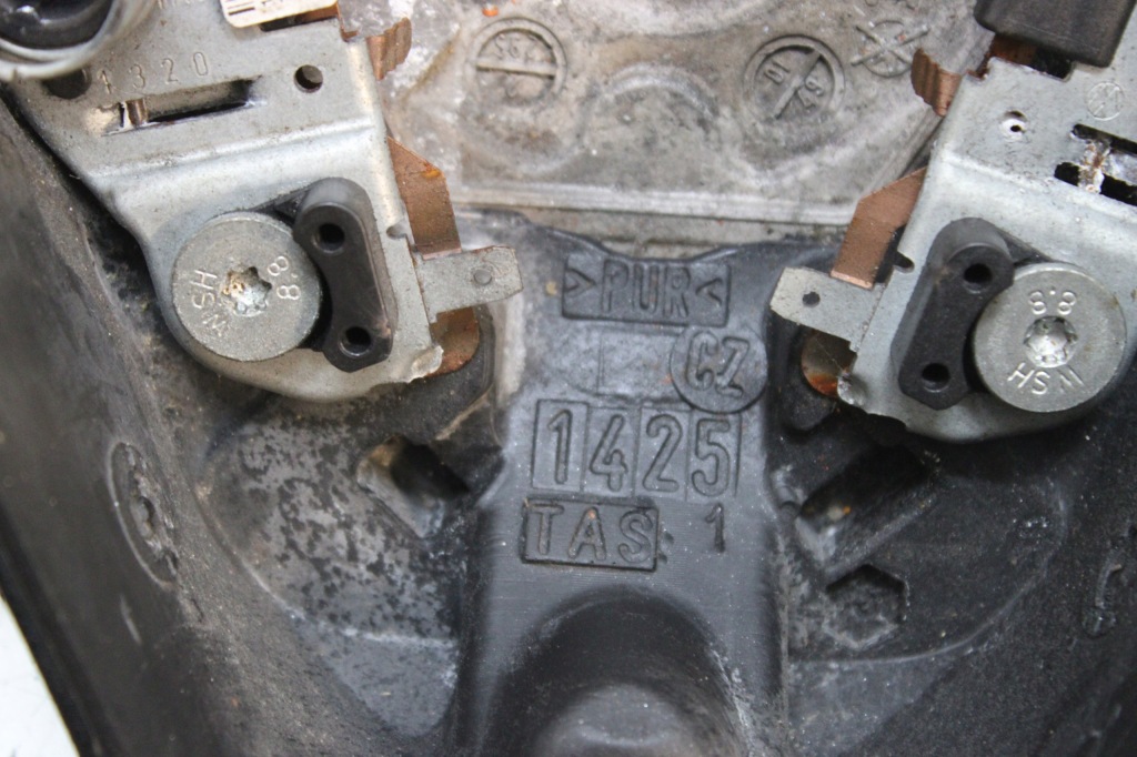 фото №7, Повітропровід шкіра шкіряний seat ibiza iii 3 6l 3 ram 6l0419091g