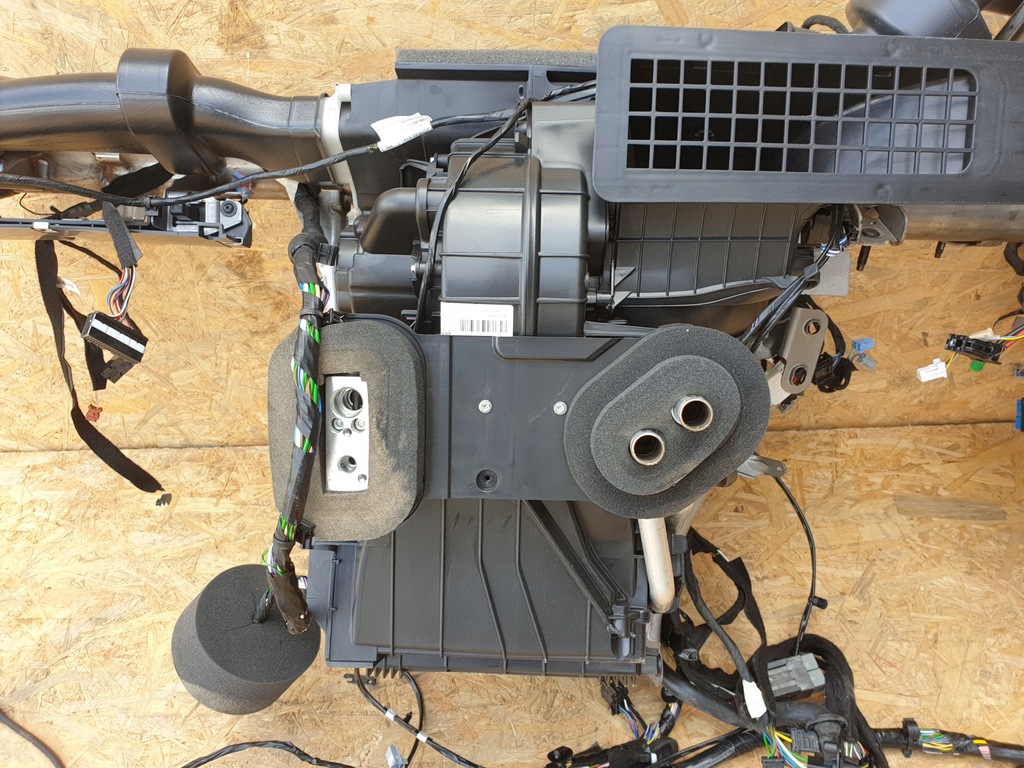 фото №14, Renault captur отопитель электропроводка панели каркас