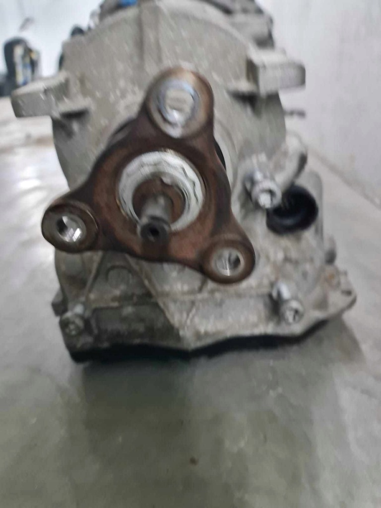 Купити Коробка передач передач автоматична коробка передач 147x8b bmw f20 174.472km 762599302