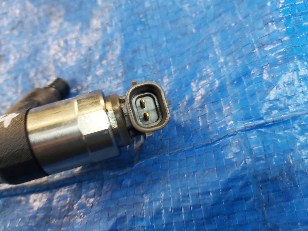 Opel-części | insignia a zafira c astra j k инжектор 1.6 cdti b16dth 55570012 Недорого