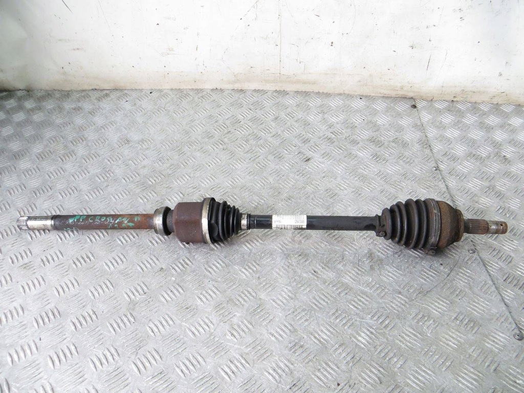 фото №1, Opel crossland x 1.2 приводной вал правая перед 9813328680