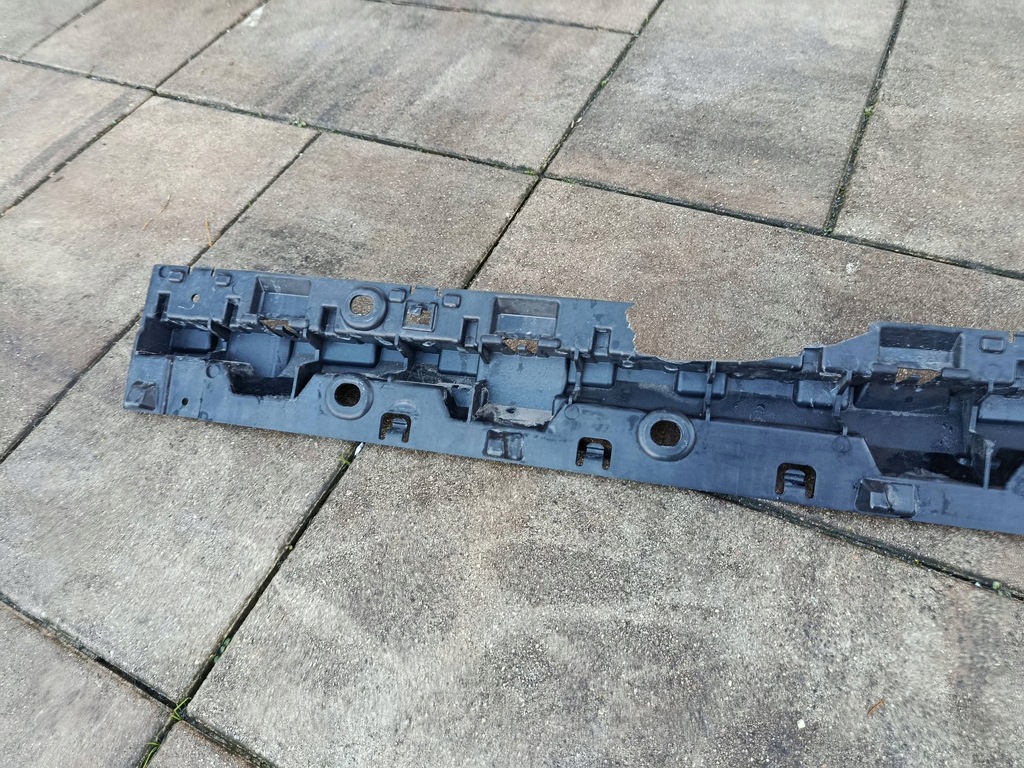 фото №13, Направляющая кронштейн молдинг порог порог правая bmw x5 g05 7425460