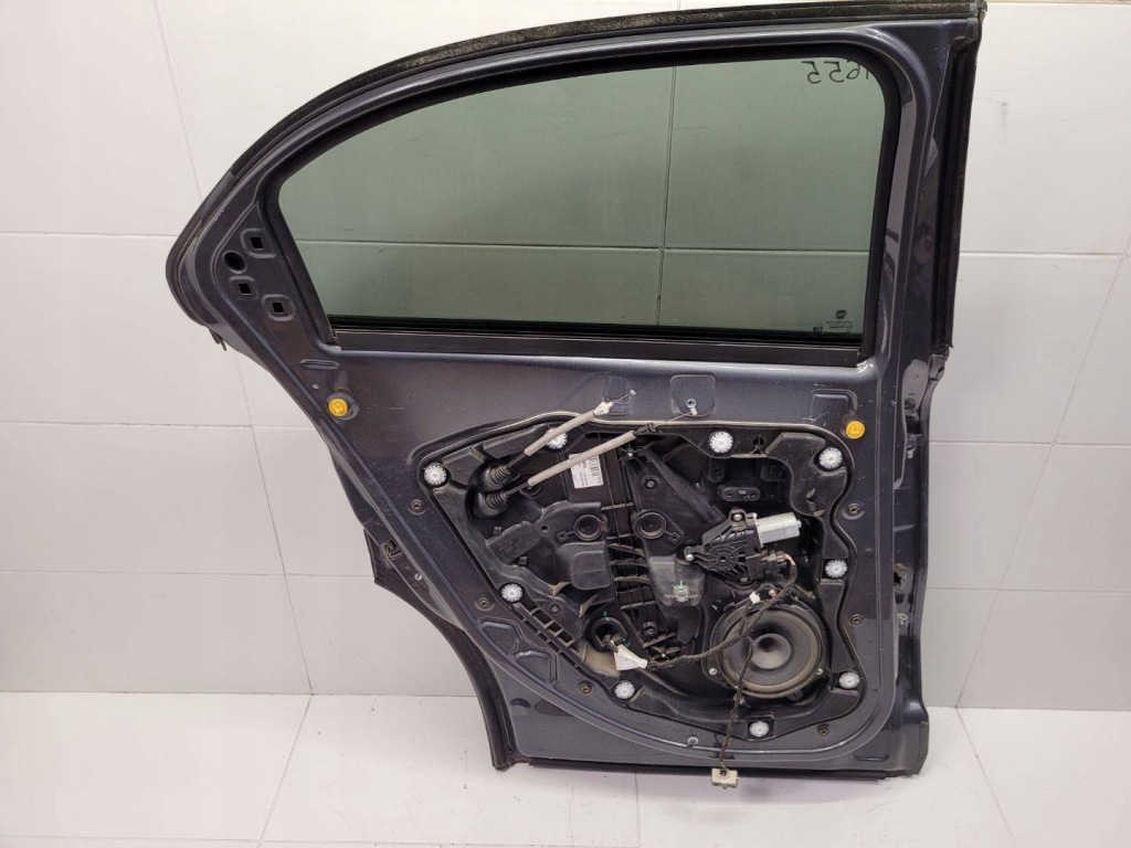 Двері задній ліва сторона fiat 500x facelift 2018 Зі Шроту