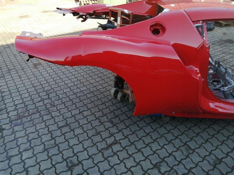 Купить Ferrari 296 gtb 296gtb f171 правый rear wing 985955959 fender