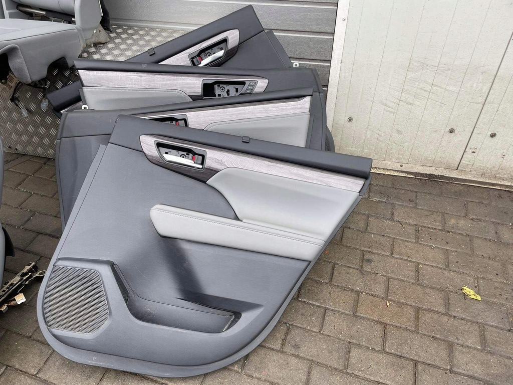 фото №12, Toyota highlander iv сидіння сидіння комплект шкіра 7 осіб лівий правий перед