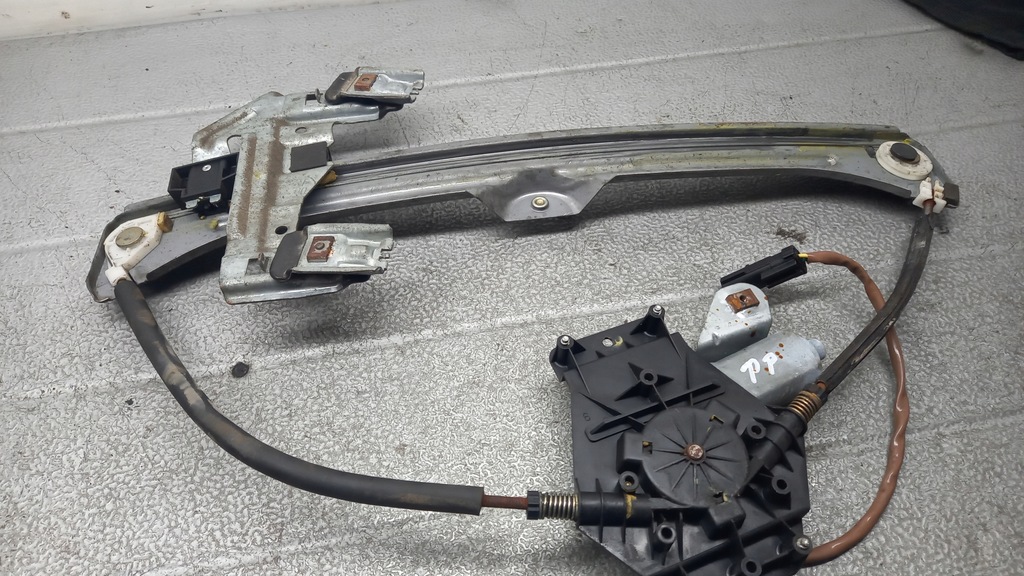 фото №6, Подъемник правый перед chrysler pt cruiser 01r