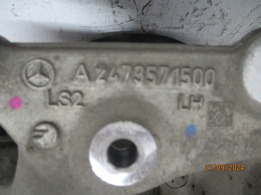 Поворотный кулак задняя задний  mercedes glb a247 a2473571600 правая Недорого