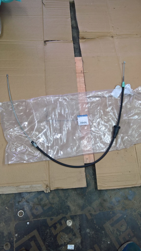 фото №1, Chrysler dodge grand caravan трос передня частина гальма стояночного 04683285ad