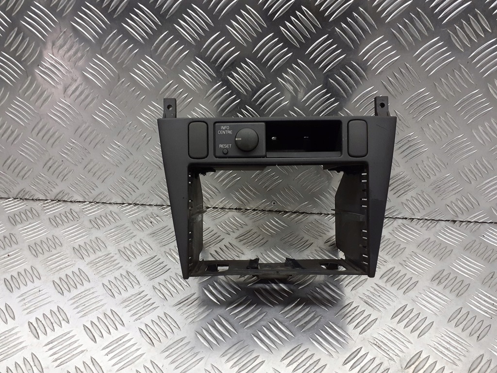 фото №1, Рамка радіо volvo v40 1.9 d 30613739