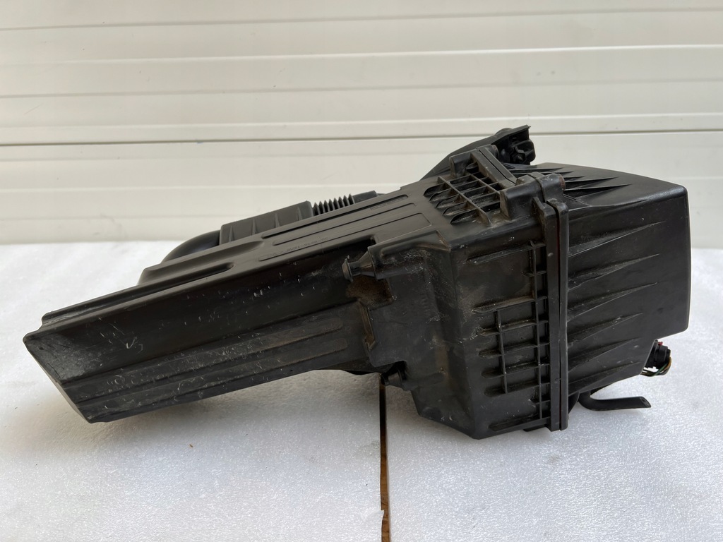 фото №7, Корпус фільтра повітря ford 8v219600ae