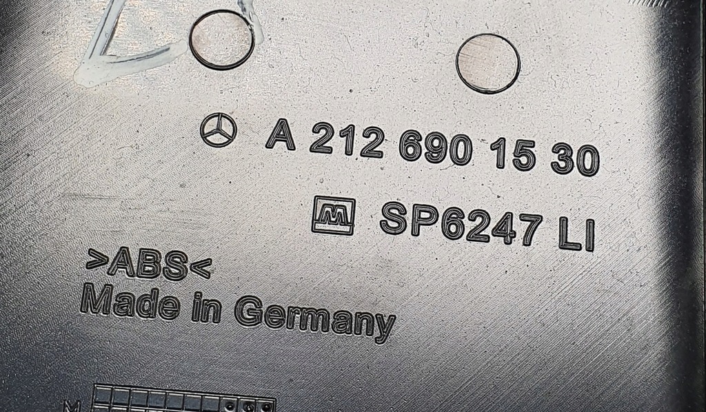 фото №9, Обивка защита стойка левый задняя mercedes w212 lift kombi a2126901530