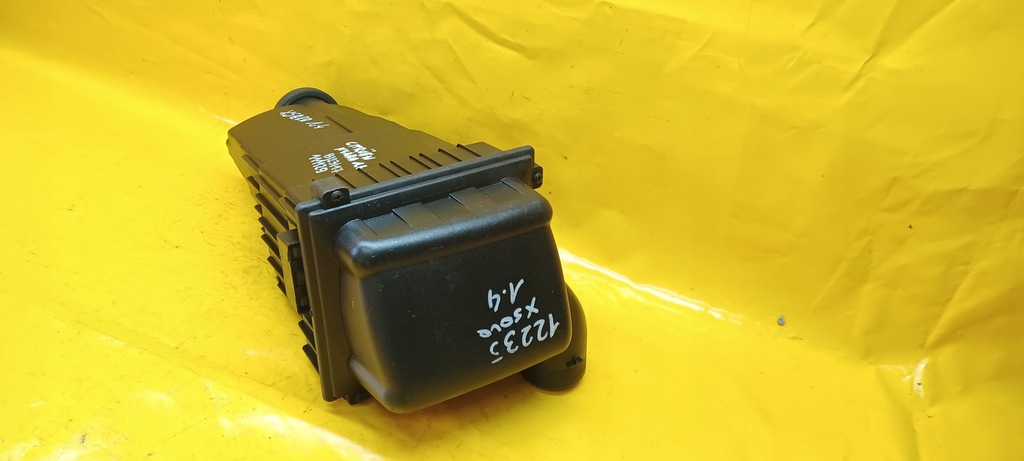 фото №13, Корпус фильтра воздуха xsara 1,4b 9634107180