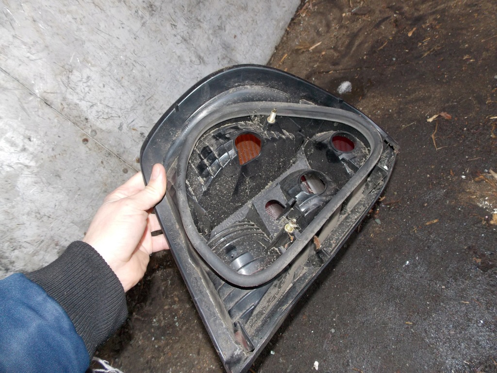 фото №2, Лампа задняя правая renault thalia 99- оригинал tanio