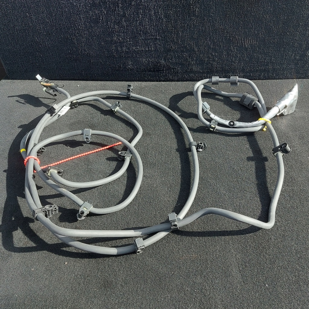 фото №1, Шланг adblue mercedes c w205 lift оригинал 2054707702 waz труба трубка