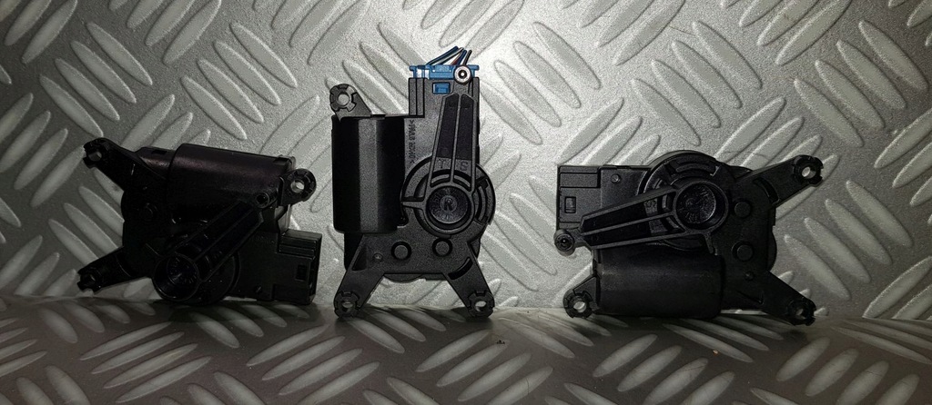 фото №7, Vw amarok multivan t5 t6 моторчик кришка тягa ts обігрівача 7l0907511al