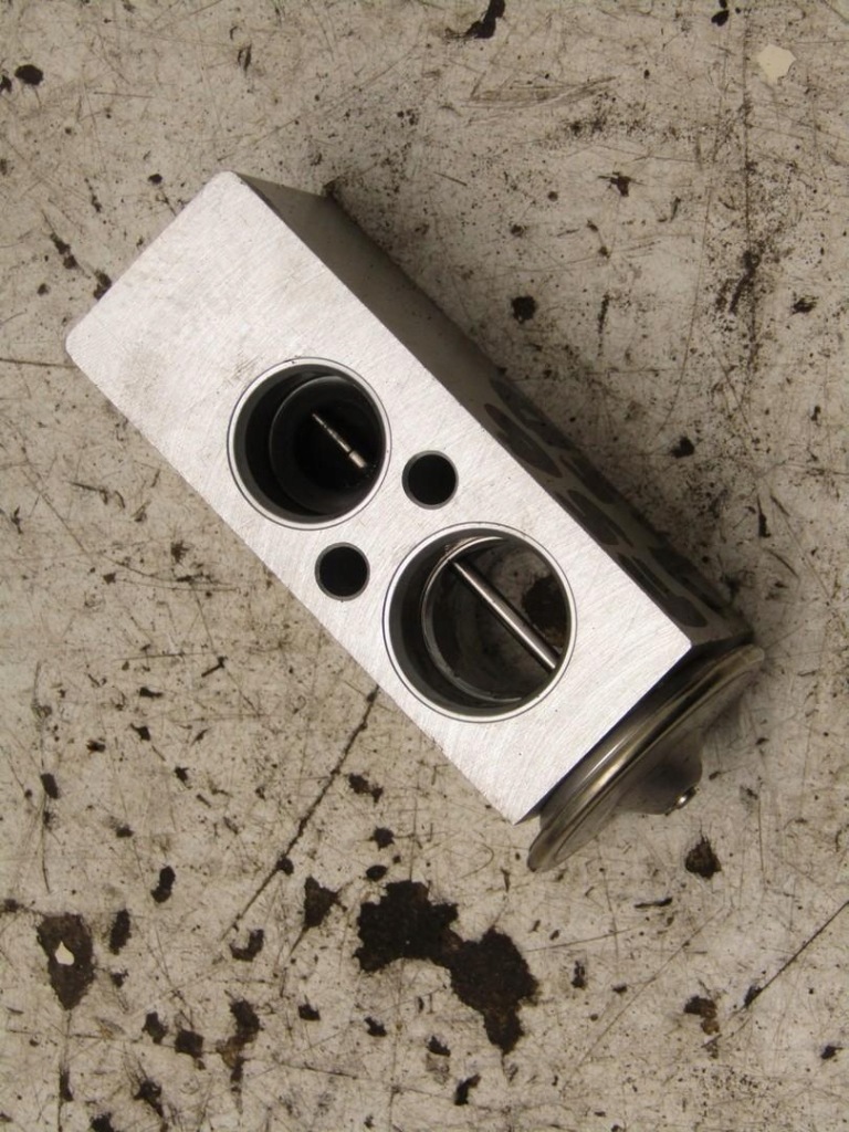 Купити Клапан розширювальний кондиціонера 1.5 d mini f56