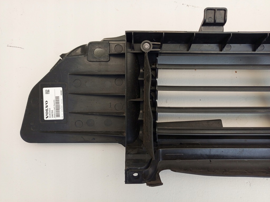 фото №11, Volvo xc40 2017- повітропровід впуск повітря жалюзі 31455422