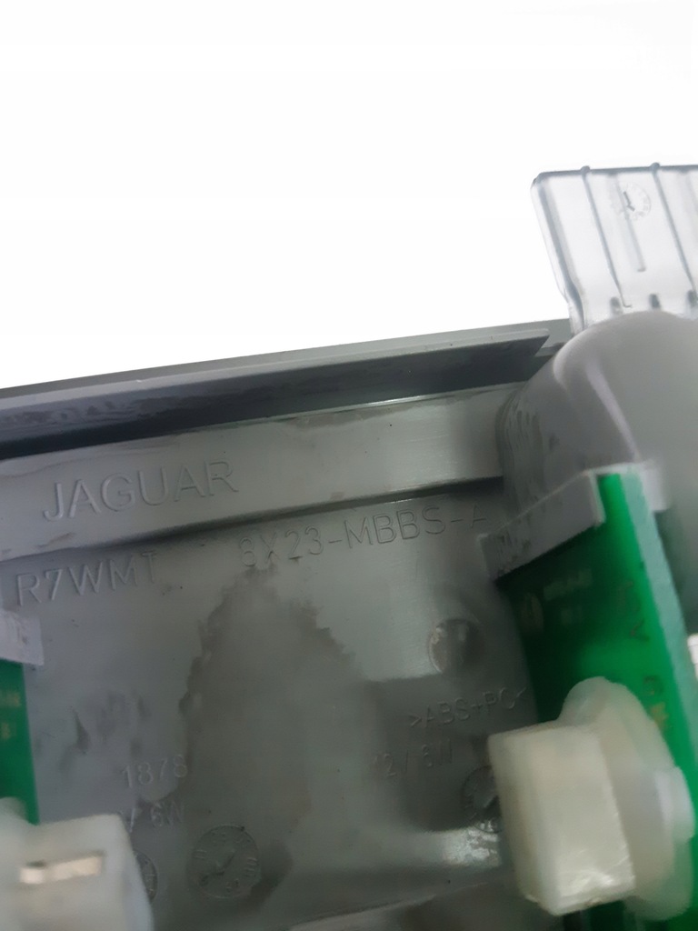 фото №4, Лампа освещение салона задняя jaguar xf