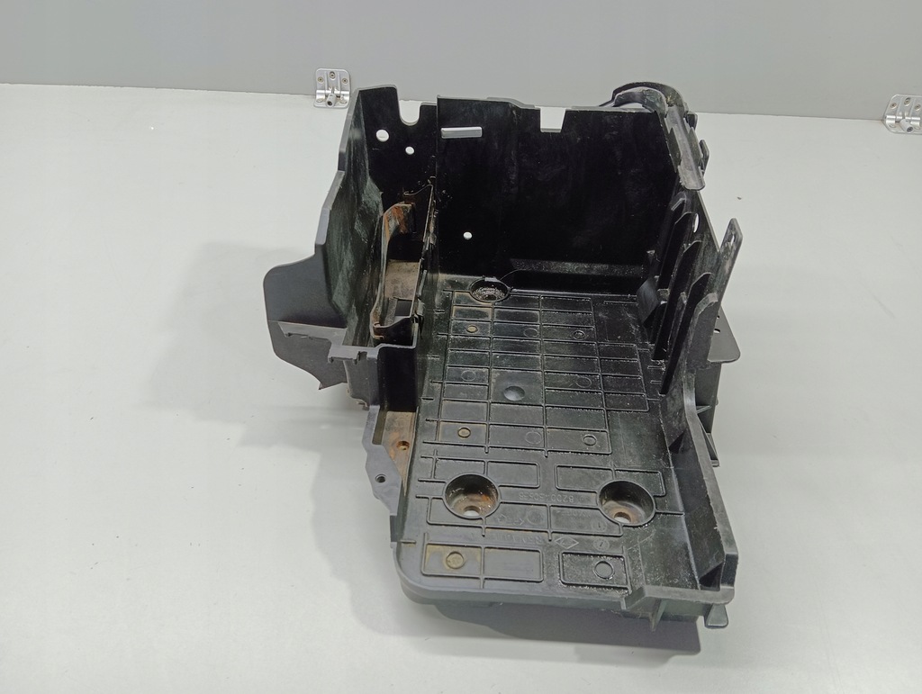 фото №1, Основание аккумулятор renault megane iv 8200430538