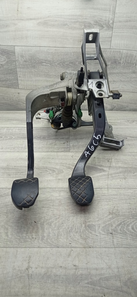 фото №1, Audi a6 c5 педаль зчеплення гальма