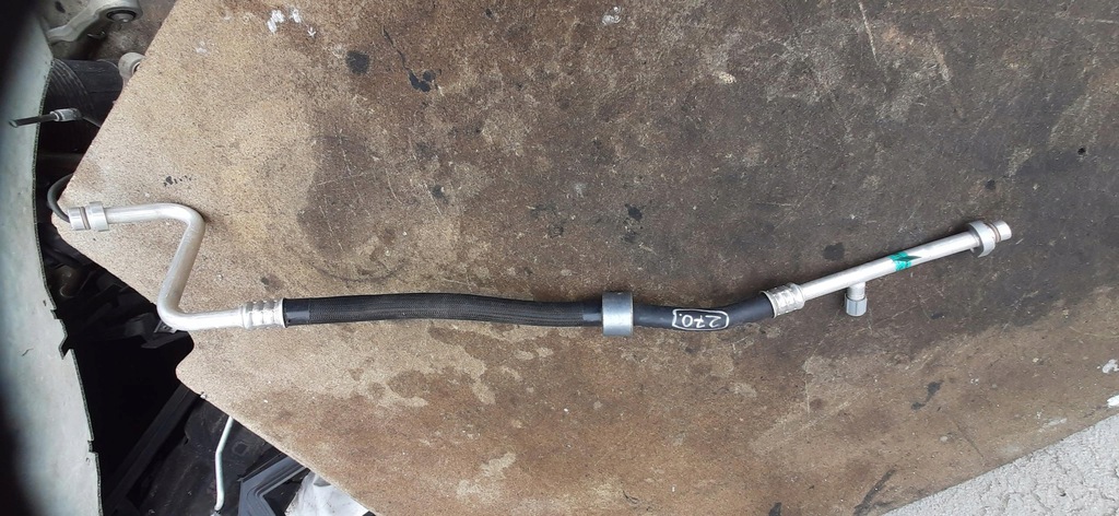 фото №2, Шланг wąż трубка кондиционера renault captur i 924546570r