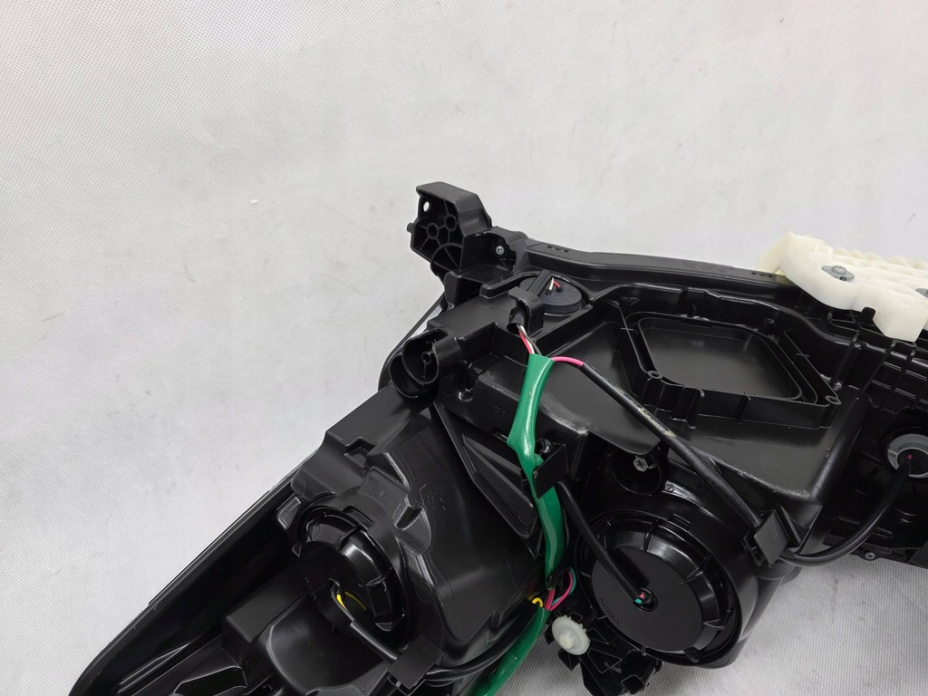 фото №12, Nissan leaf ii 2 лампа перед передняя правая линза led europa 260105sh0a