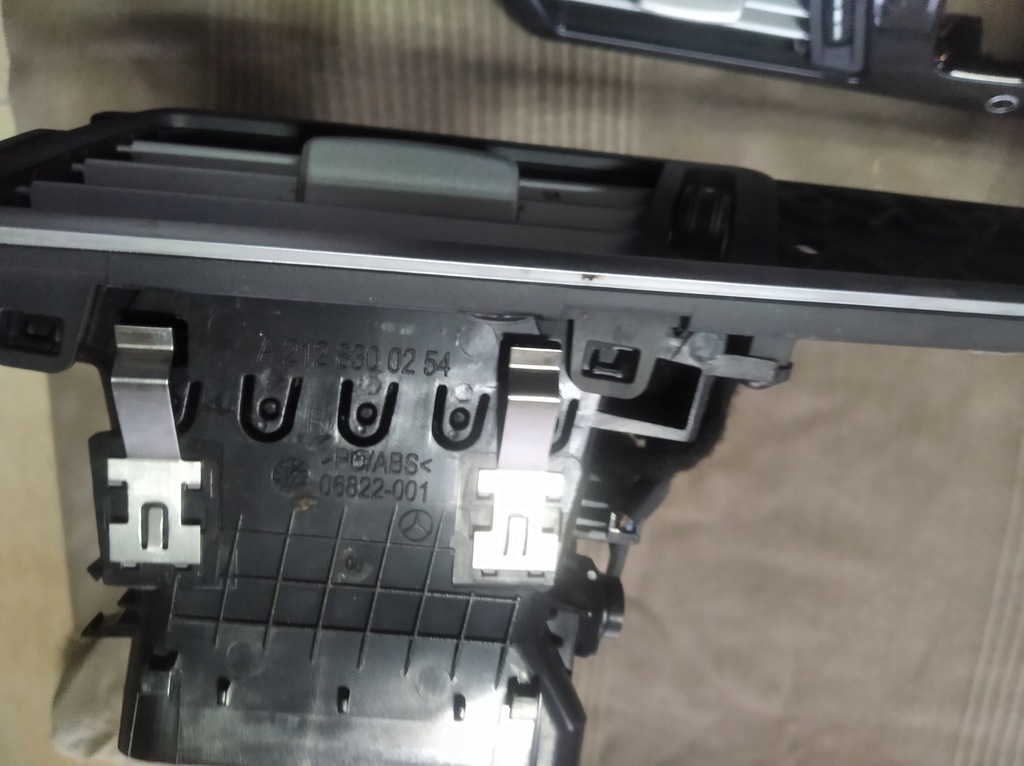 фото №6, Mercedes w212 e-klasa решётки обдув