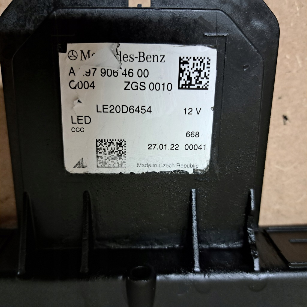 фото №7, Mercedes eqs w297 средний свет led накладка перед a2979064600